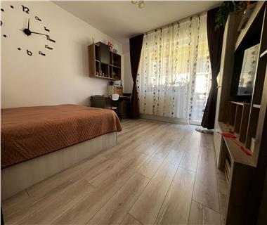 Apartament 2 camere  de vanzare  C.U.G - Valea Adanca,