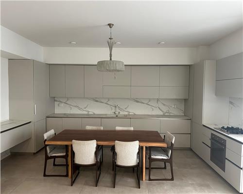 Apartament 4 camere Centru 130 Mp