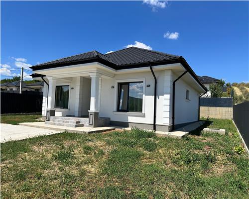Casa 3 camere de vanzare - Goruni, Tomesti