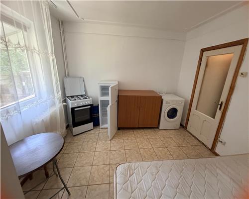 Camera de camin cu baie proprie Baza 3