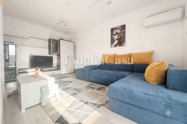 Apartament cu 3 camere, decomandat, cu parcare privată – Bucium