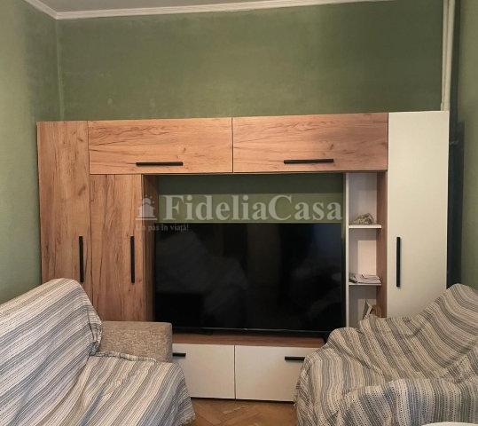 Apartament cu 3 camere, in zona Piata Unirii