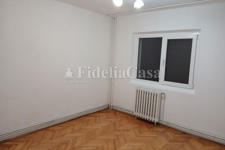 Apartament cu 2 camere nemobilat Zona Nicolina – foto 3