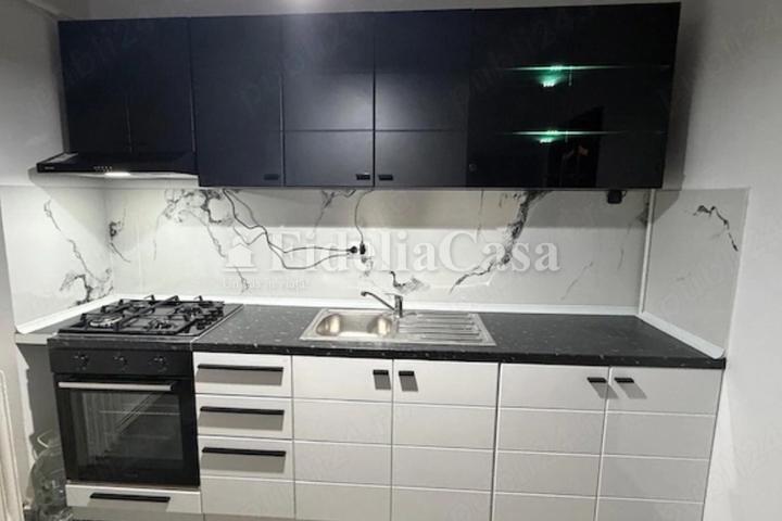 Apartament 2 camere Zona Podu Ros – foto 3