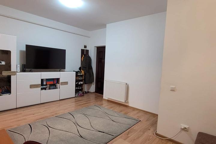 Apartament 2 camere de vanzare Tatarasi