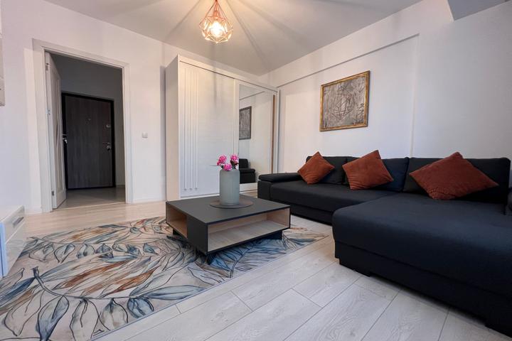 Apartament 1 camera de vanzare Bucium