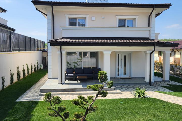 Vila de vanzare Bucium - Hlincea