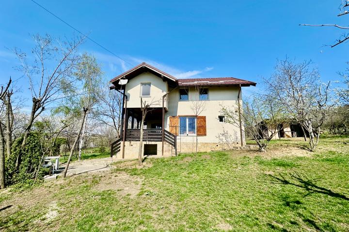 Vila de vanzare Iasi Barnova Pietrarie