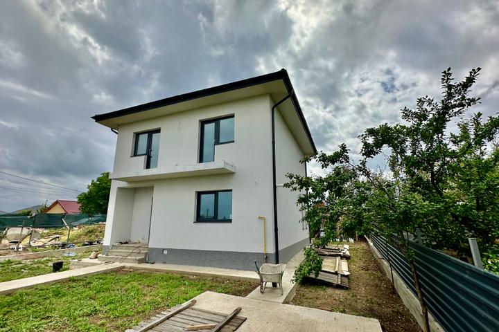 Vila de vanzare Iasi Miroslava Vorovesti
