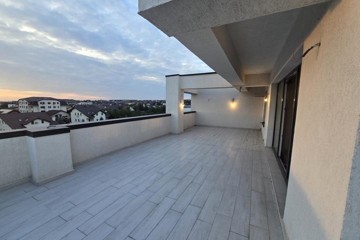 Apartament 3 camere de vanzare Valea Lupului