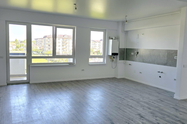 Apartament 3 camere de vanzare Valea Lupului