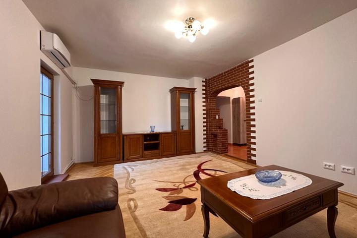 Apartament 3 camere de vanzare Gara