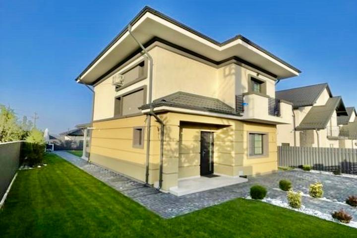 Vila de vanzare Miroslava
