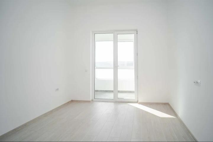 Apartament 3 camere de vanzare Pacurari
