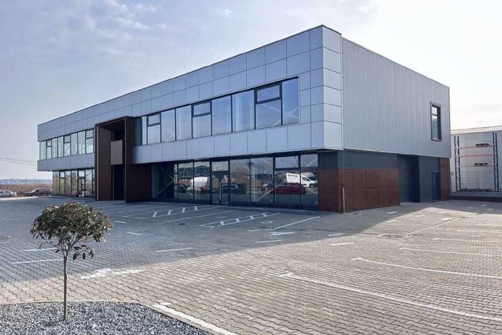 Spatiu comercial de inchiriat Tomesti