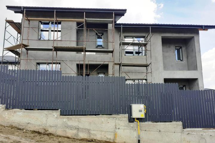 Vila de vanzare Valea Lupului