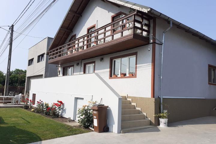 Vila de vanzare Rediu