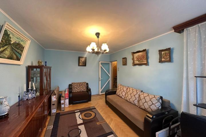 Apartament 3 camere de vanzare Tatarasi - Oancea