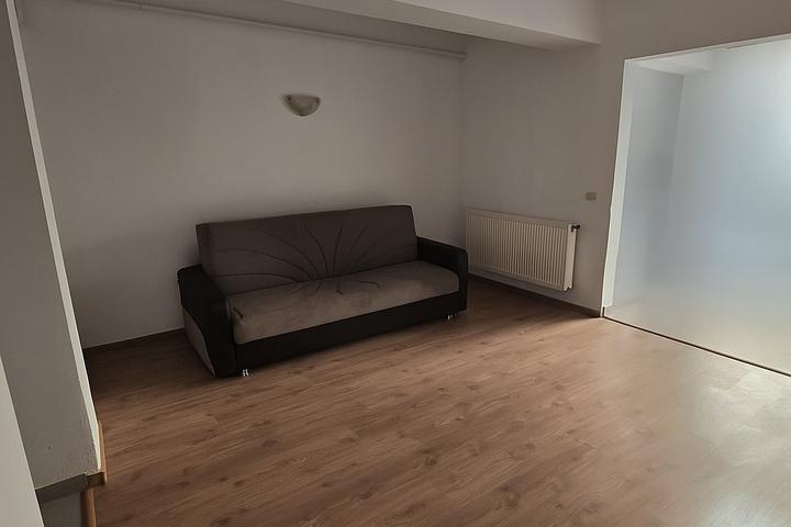 Apartament Nou 3 camere de vanzare Valea Lupului