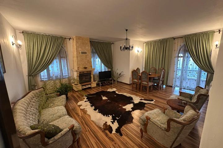 Casa de vanzare in Bucium