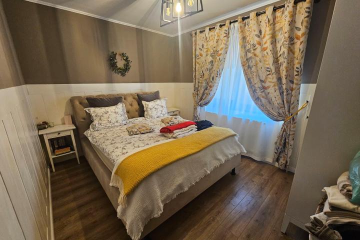 Apartament 3 camere Valea Lupului