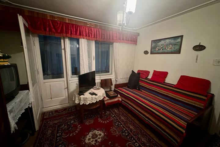 Apartament 2 camere de vanzare Podu Ros