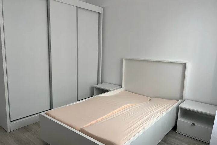 Apartament 2 camere de vanzare C.U.G - Valea Adanca