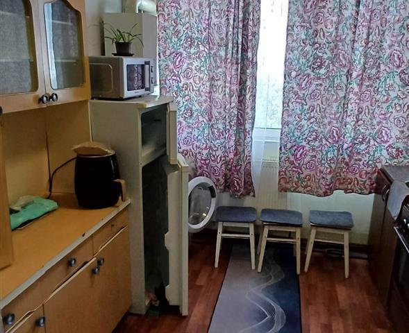 Apartament 3 camere de vanzare Alexandru cel Bun