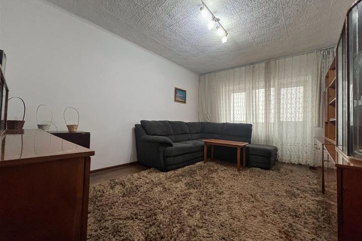 Apartament 3 camere decomandat de vanzare in Nicolina