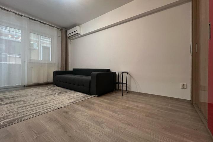 Apartament de vanzare cu 1 cameră - sos.Voinesti Iași