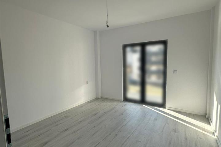 Apartament 3 camere de vanzare open-space - Vișani