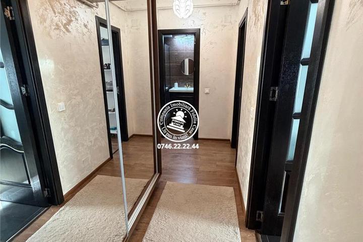 2 camere decomandat Galata bloc nou