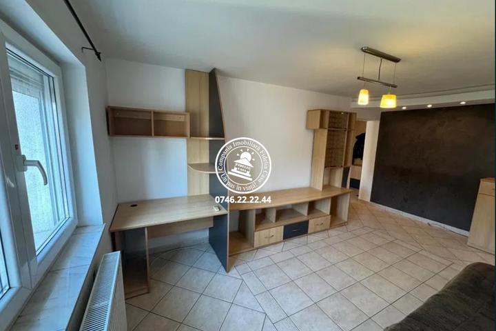 Apartament 2 camere decomandat - Centru / Palas