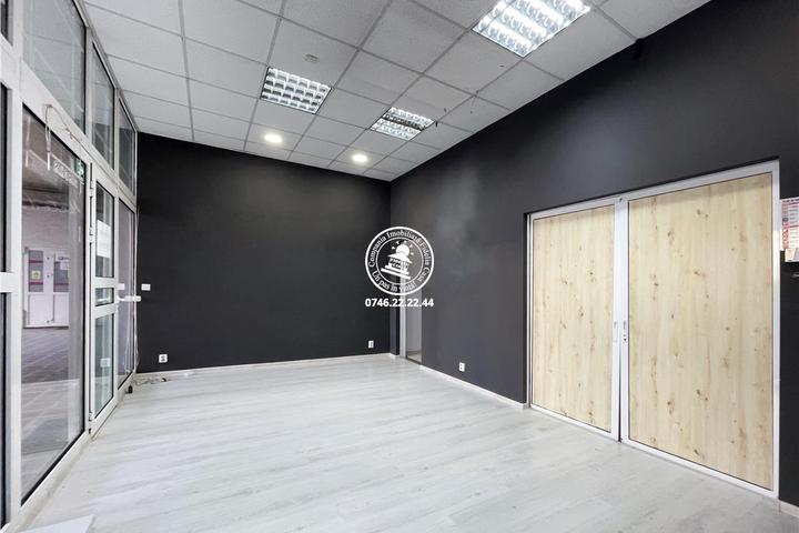 Spatiu comercial de inchiriat Centru