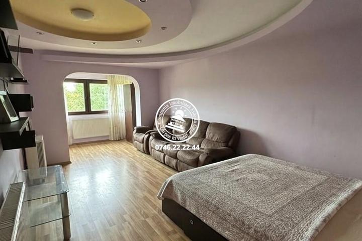 Apartament 2 camere de vanzare decomandat 50 mp - CUG l Planul II