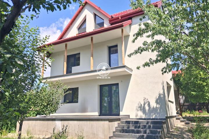Vila de vanzare Popas Pacurari