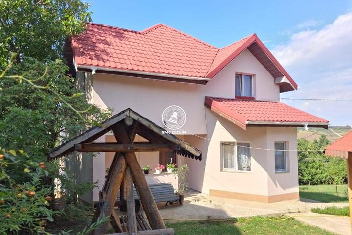 Vila de vanzare Breazu – foto 2
