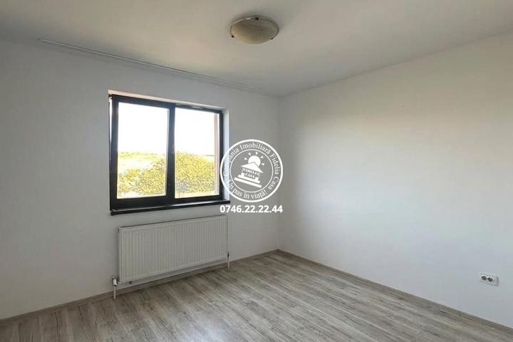Apartament 1 camera de vanzare decomandat 37 mp - Rediu