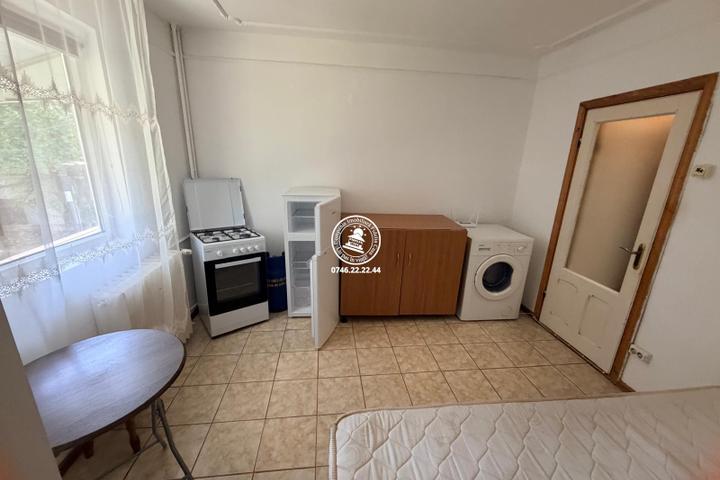 Camera de camin cu baie proprie Baza 3