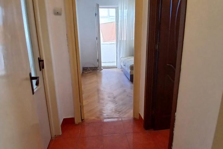 Apartament cu 2 camere decomandat in Podu Ros de inchiriat! – foto 3