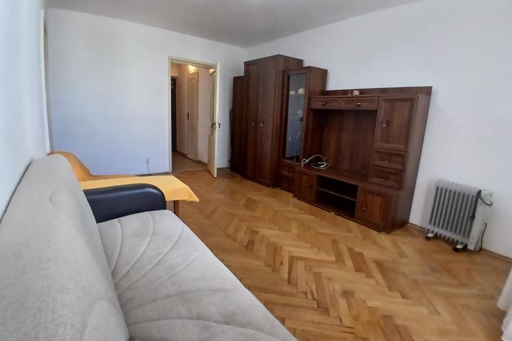 Apartament cu 2 camere decomandat in Podu Ros de inchiriat! – foto 2