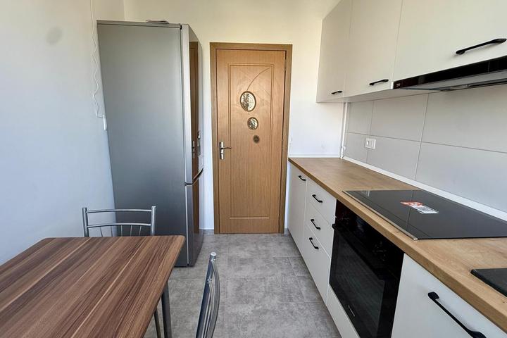 Apartament cu 2 camere de inchiriat in Podu Ros – foto 3