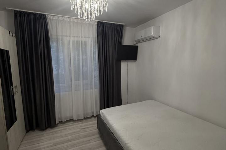 Garsoniera Zona Nicolina-Podu Ros