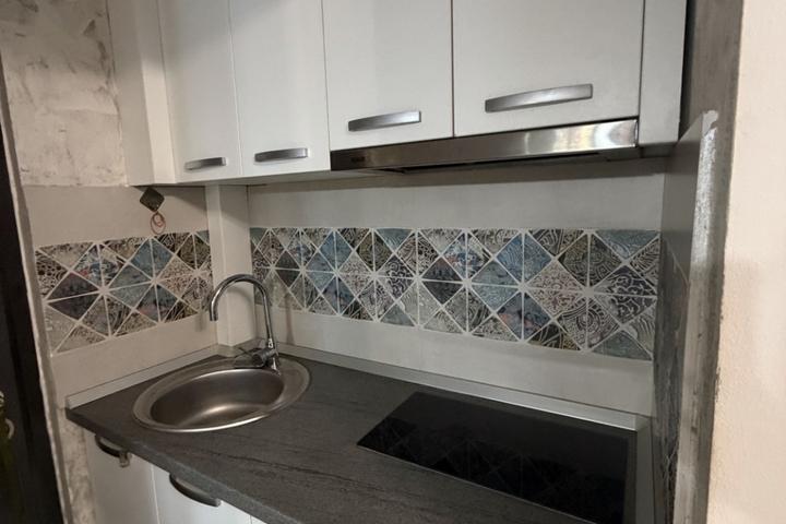 Garsoniera Zona Nicolina-Podu Ros – foto 3
