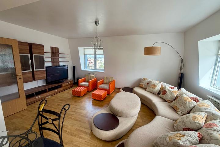 Apartament 2 camere, Canta, decomandat