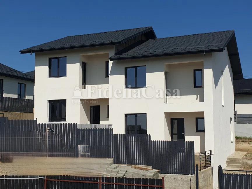 Vila de vanzare Valea Lupului