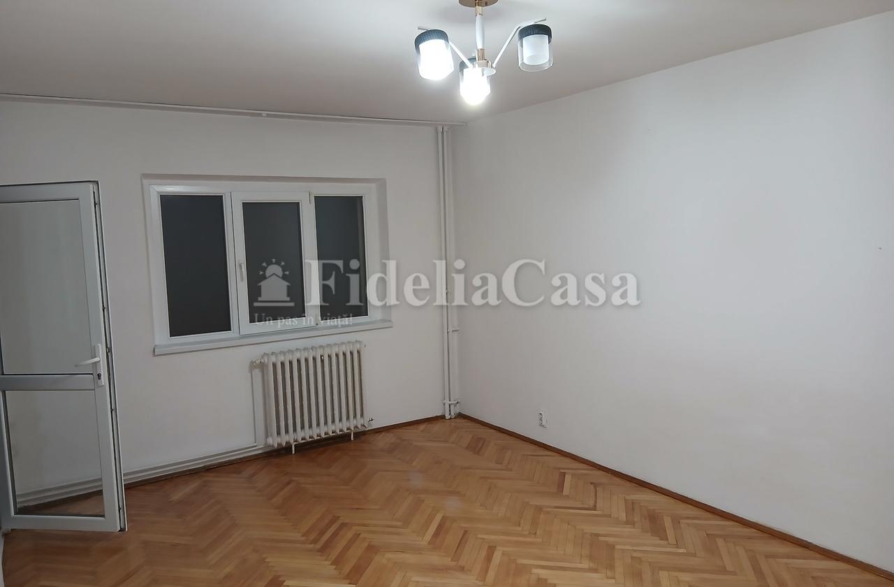 Apartament cu 2 camere nemobilat Zona Nicolina