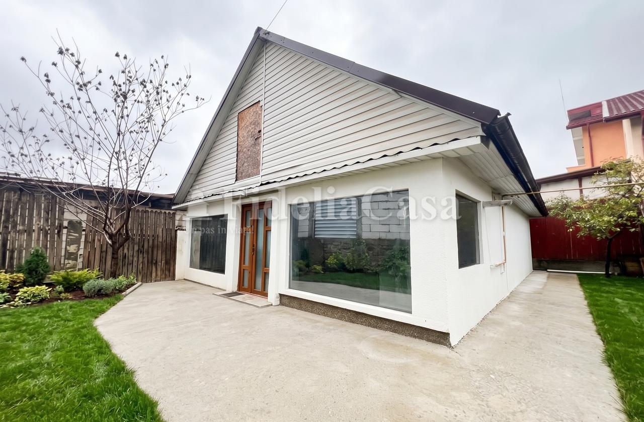 Casa cu 3 camere si o baie, de vanzare in Valea Adanca