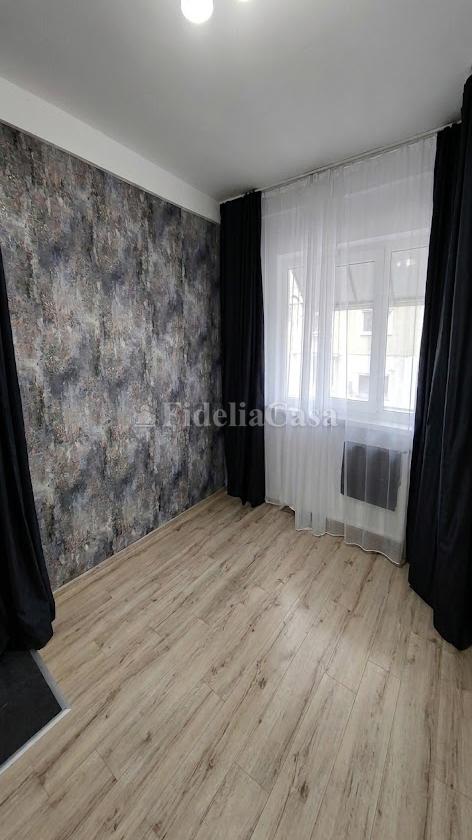 Camera de camin de vanzare in zona Baza III - Iasi