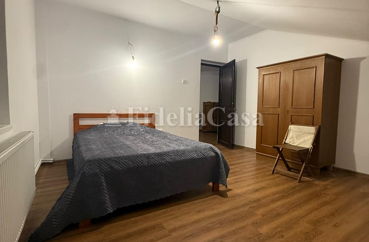 Apartament cu 4 camere in Zona Valea Lupului